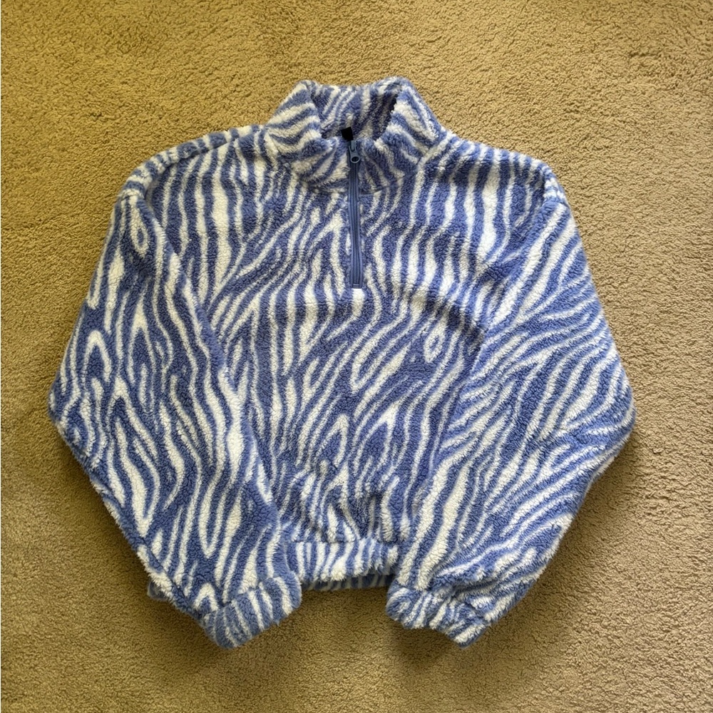 H&M Purple and White Patterned Fleece Pullover